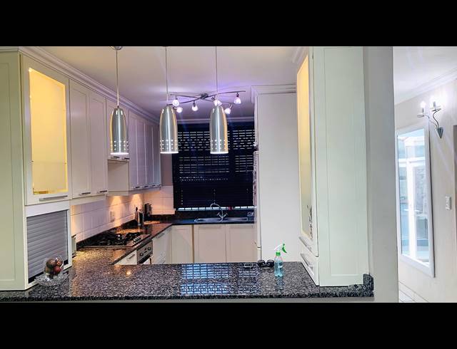 3 BEDROOM TOWNHOUSE SOLD IN BULWER